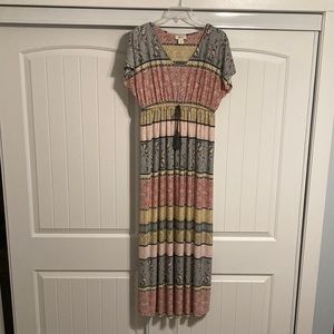 Macys Style & Co. Medium Maxi Dress. Polyester & Spandex material.